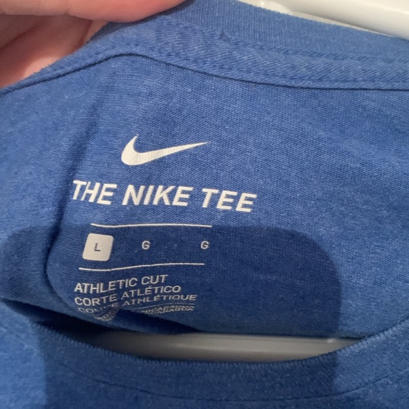 Nike Blue Athletic Cut 50/50 cotton blend tshirt SZ Large - Picture 3 of 4